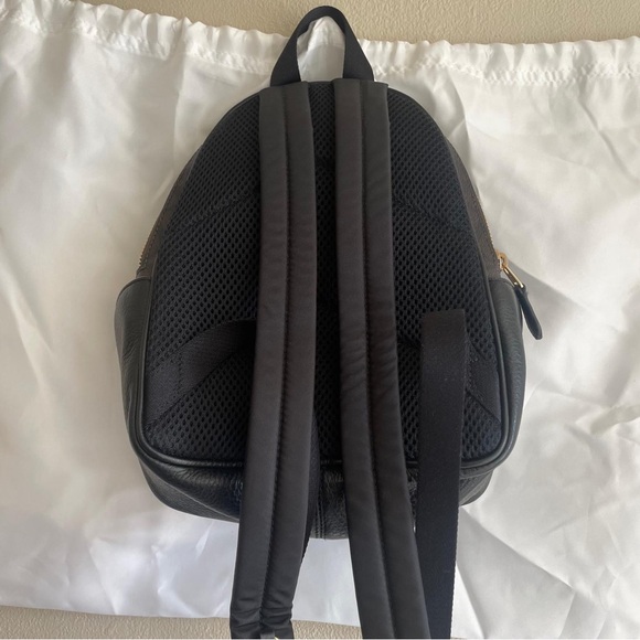 Coach mini back pack
Great condition - Picture 2 of 3